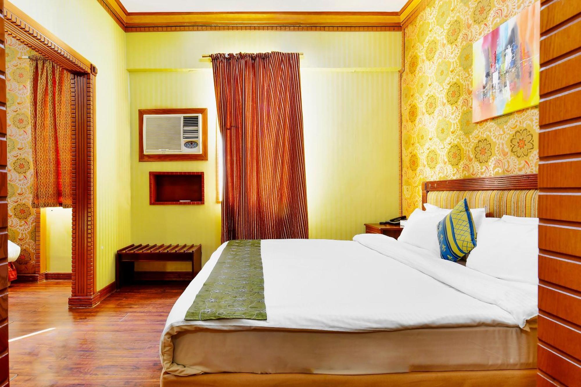 Capital O 125 Moon Plaza Hotel Manama Exterior photo