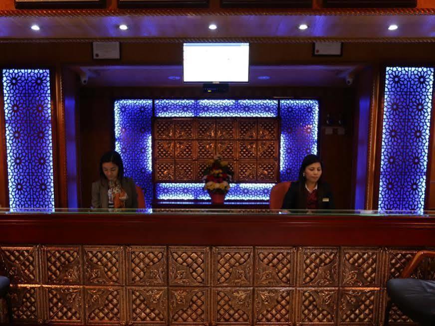 Capital O 125 Moon Plaza Hotel Manama Exterior photo
